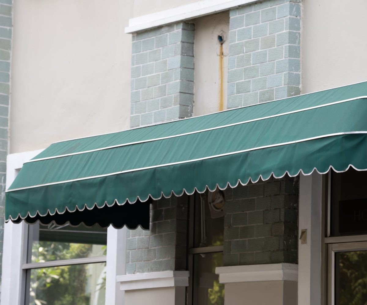 Canopies and trad awnings -05