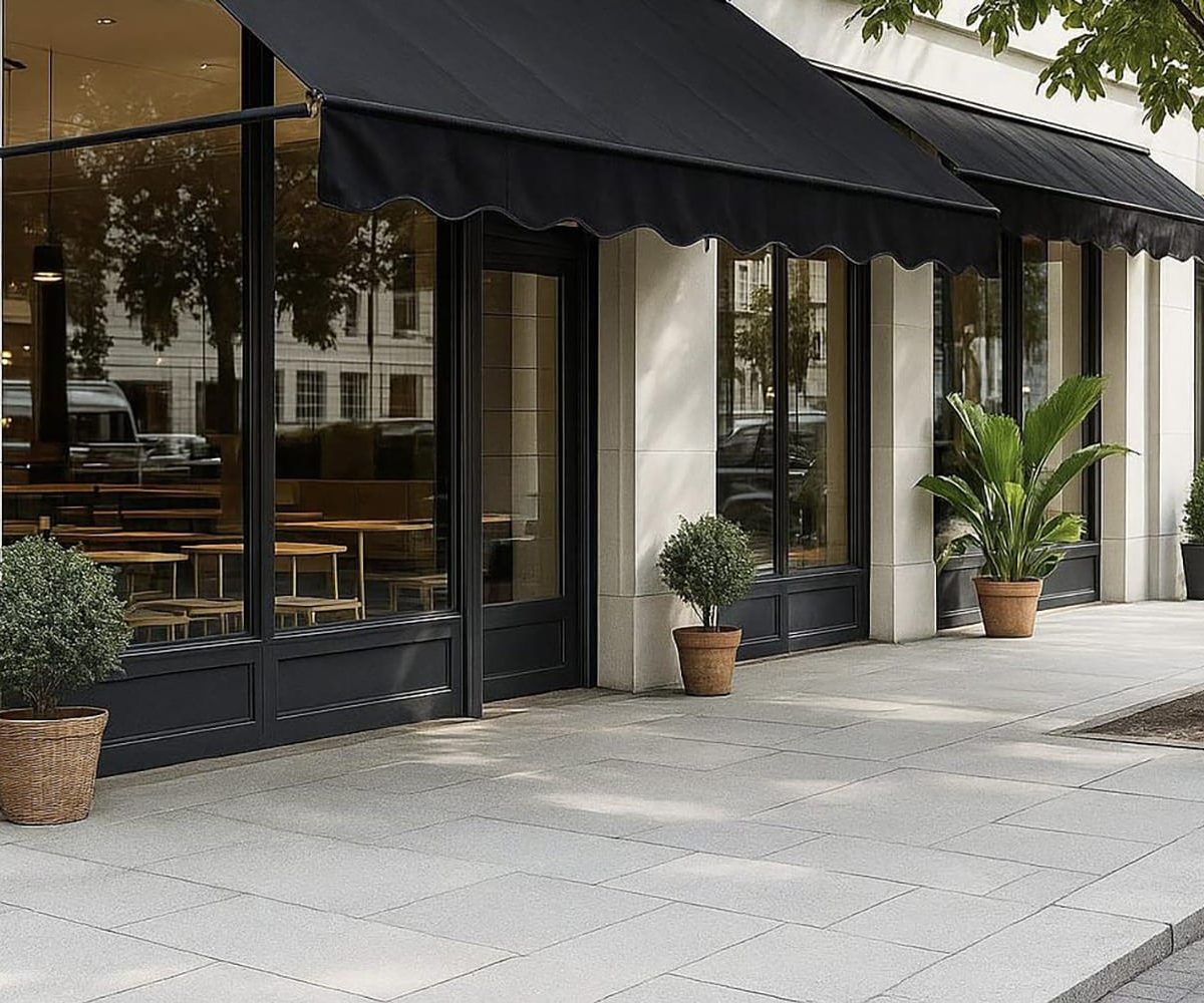 Canopies and trad awnings -14_super